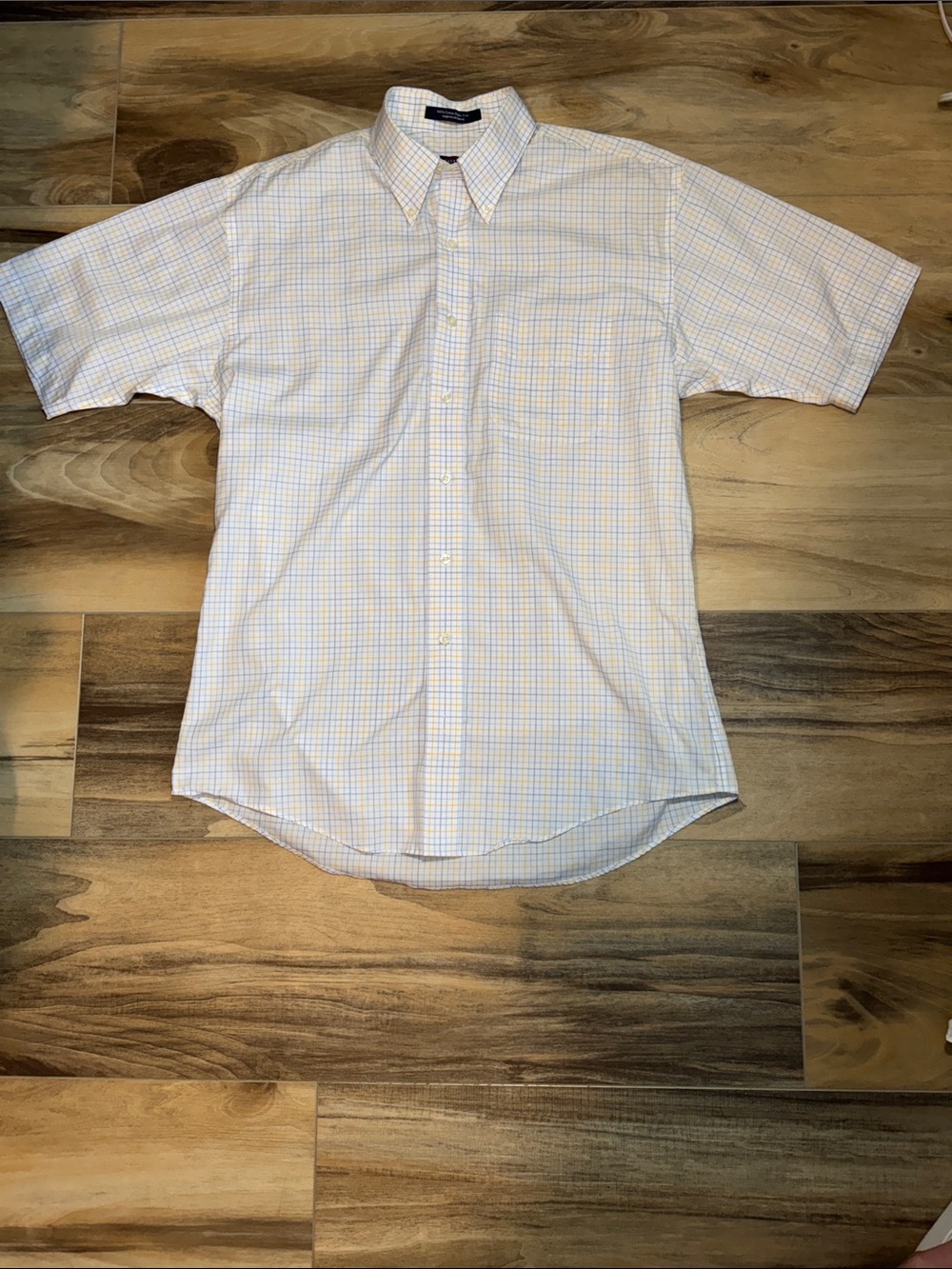 Men’s Overton Wrinkle-Free 100% Cotton Short Sleeve Button-Up Shirt Size-Medium